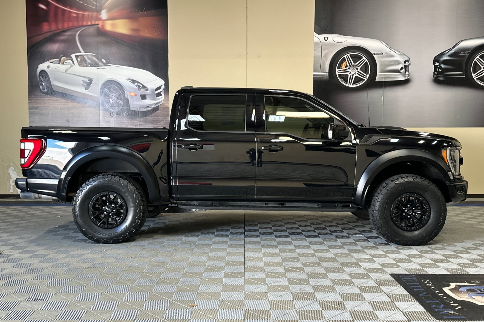 Used 2023 Ford F150 Raptor w/ Equipment Group 802A Raptor R AWD/4WD image 3