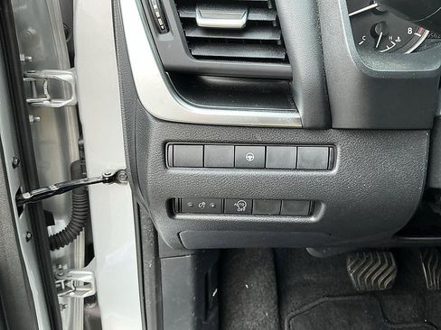 Certified 2023 Nissan Rogue SV AWD/4WD image 13