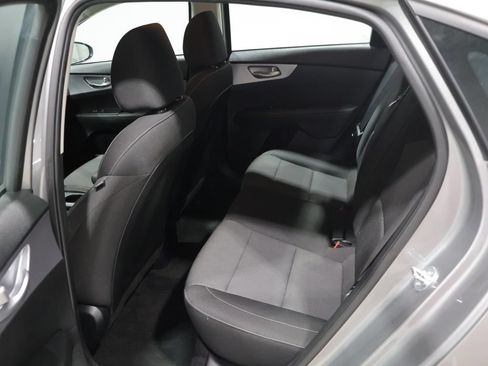 Used 2023 Kia Forte LXS w/ LXS Technology Package FWD image 17