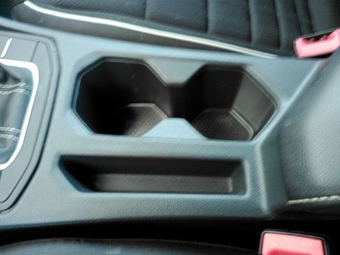 Used 2024 Volkswagen Jetta Sport image 38