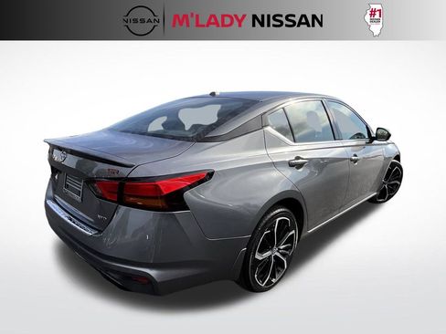 Used 2023 Nissan Altima 2.5 SR image 5