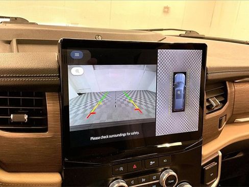 Used 2024 Ford Expedition Max Limited image 26