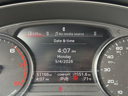 Used 2023 Audi Q5 2.0T Premium AWD/4WD image 22