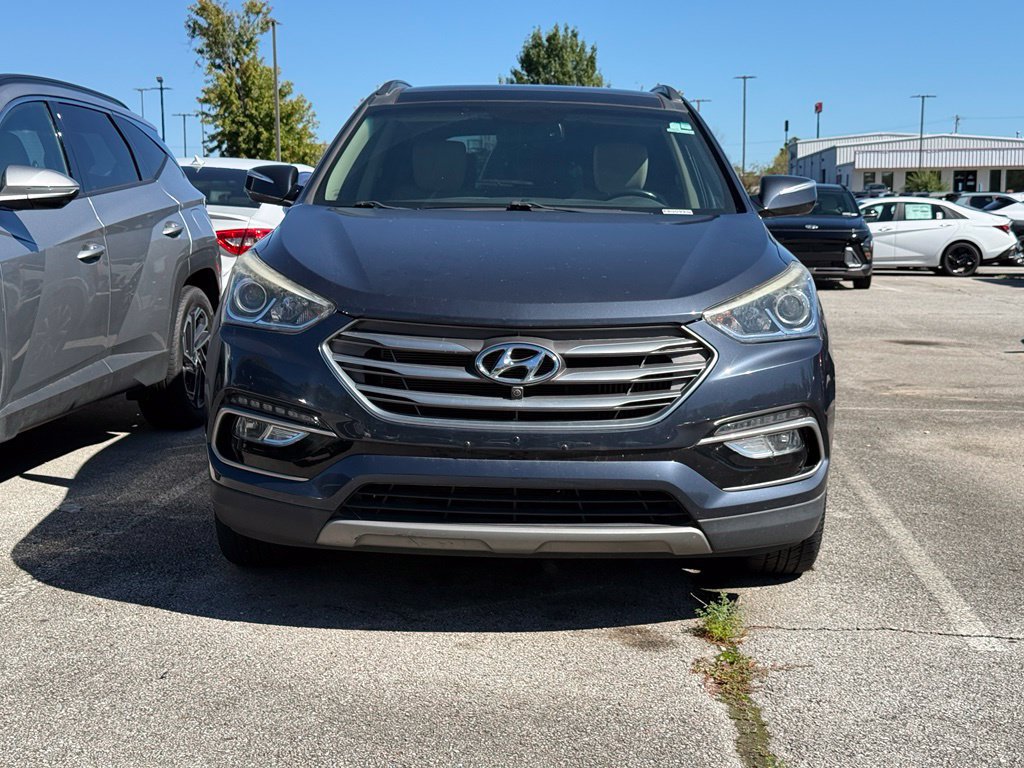 Used 2017 Hyundai Santa Fe Sport AWD/4WD image 2