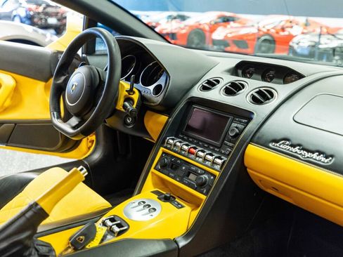 Used 2012 Lamborghini Gallardo LP 560-4 image 12