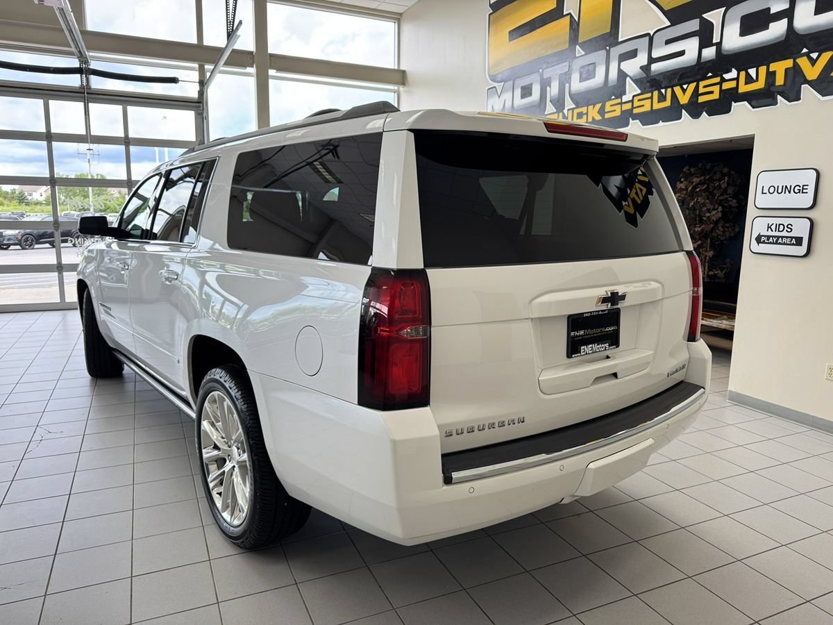 Used 2019 Chevrolet Suburban Premier w/ Premier Plus Edition AWD/4WD image 3
