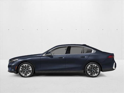 New 2026 BMW 540i xDrive image 3