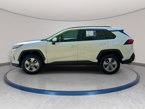 Used 2024 Toyota RAV4 XLE image 8