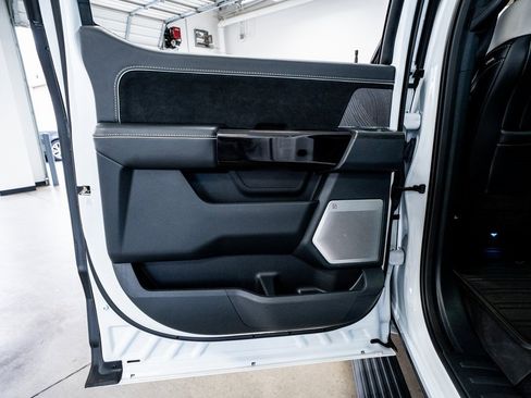 Used 2023 Ford F150 Lightning Platinum image 48