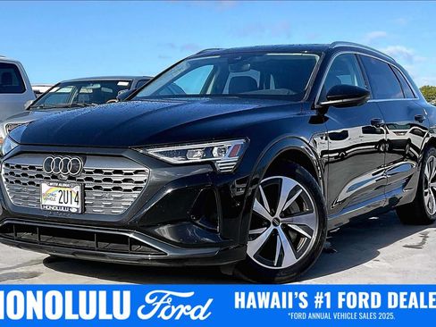 Used 2024 Audi Q8 e-tron Premium Plus w/ Premium Plus Package AWD/4WD image 1