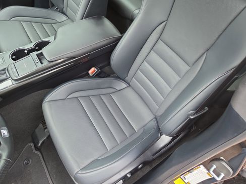 Certified 2025 Lexus IS 350 F Sport image 13