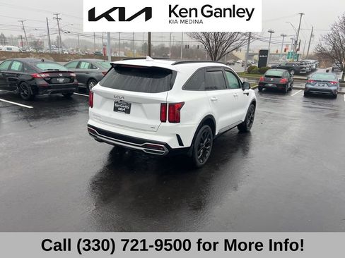 Certified 2023 Kia Sorento SX image 11