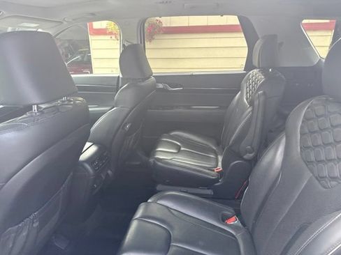Used 2022 Hyundai Palisade Limited AWD/4WD image 13