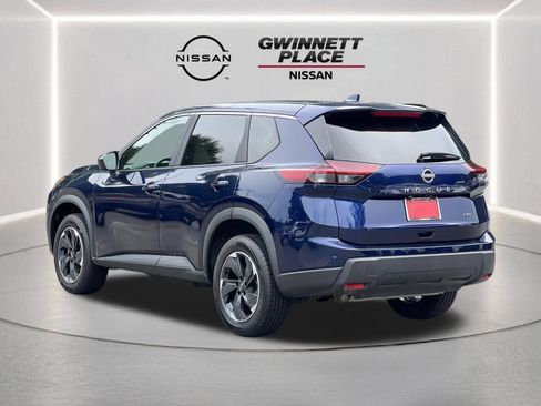 Used 2025 Nissan Rogue SV AWD/4WD image 20