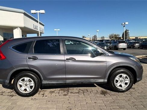 Used 2016 Honda CR-V LX image 2