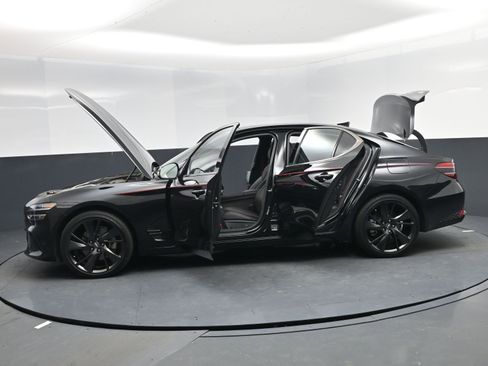 Used 2023 Genesis G70 2.0T w/ Sport Prestige Package image 20