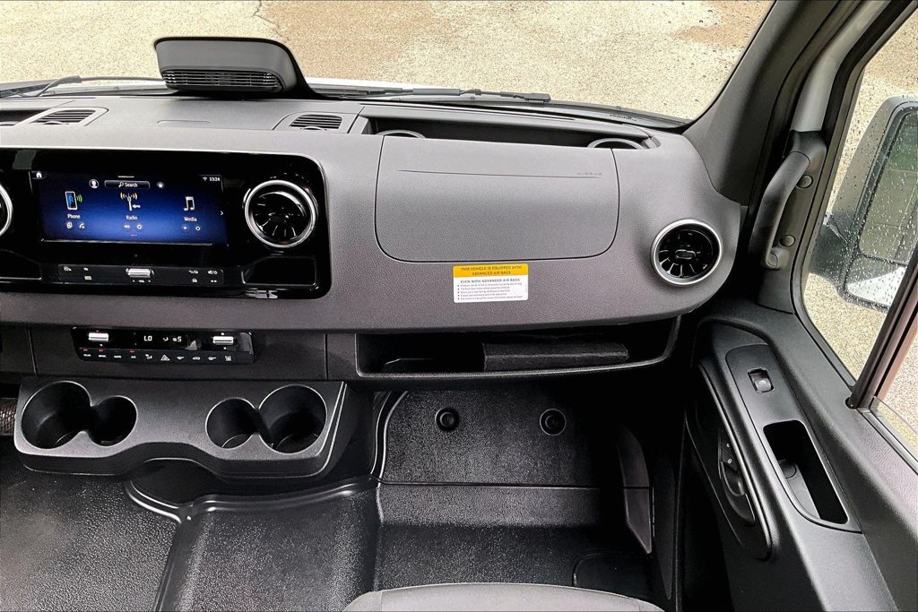 Used 2026 Mercedes-Benz Sprinter 2500 image 24