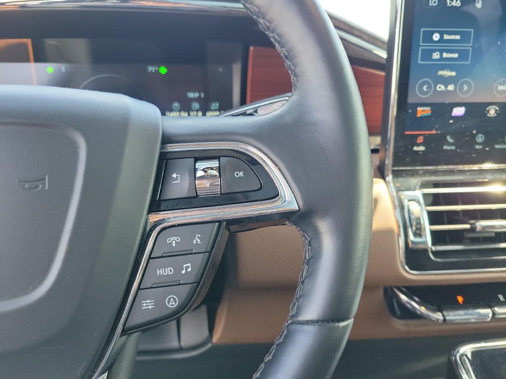 Used 2022 Lincoln Navigator L Reserve AWD/4WD image 25