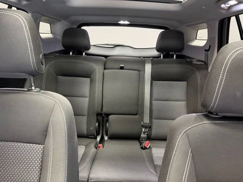 Used 2023 GMC Terrain SLE w/ Driver Convenience Package FWD image 21