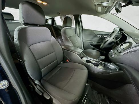 Used 2022 Chevrolet Malibu LT image 12