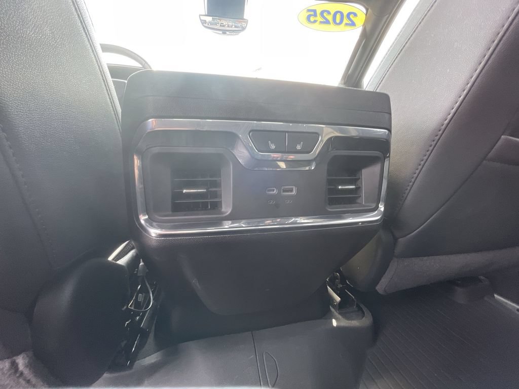 Certified 2025 Chevrolet Silverado 2500 High Country w/ High Country Premium Package AWD/4WD image 21
