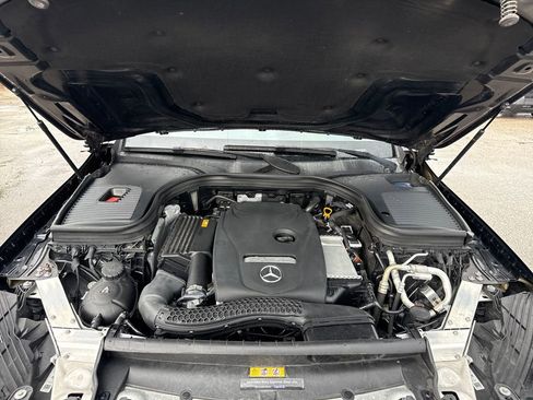Used 2019 Mercedes-Benz GLC 300 image 30
