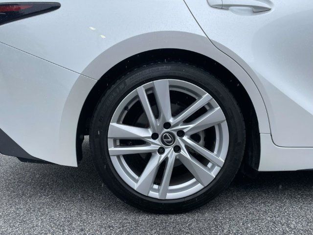 Used 2024 Lexus IS 300 w/ Comfort Package RWD image 7
