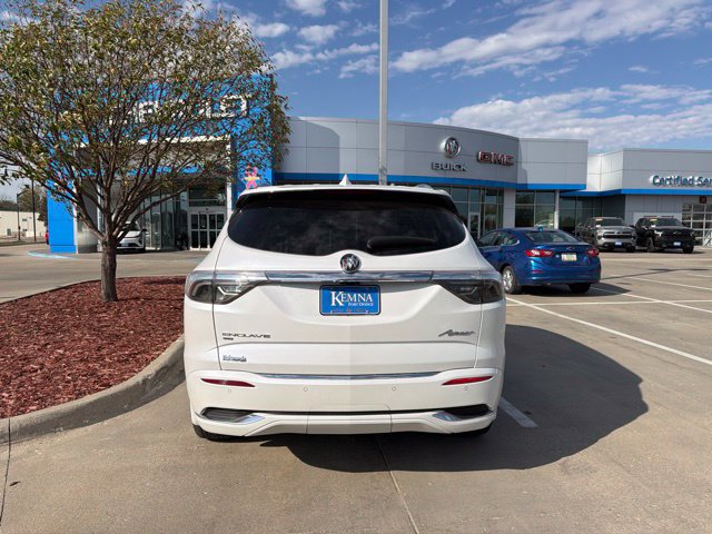 Used 2023 Buick Enclave Avenir w/ Avenir Technology Package AWD/4WD image 8