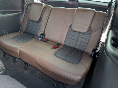 Used 2020 Nissan Armada Platinum w/ Platinum Reserve Package image 11