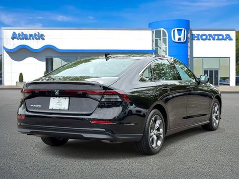 Used 2023 Honda Accord EX image 6