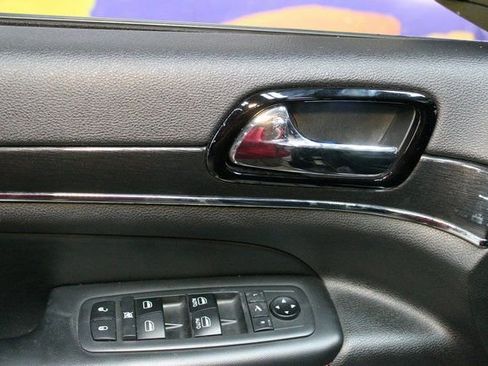 Used 2019 Jeep Grand Cherokee Trailhawk w/ Trailhawk Luxury Group image 19