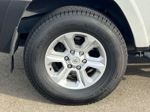 Certified 2023 Toyota 4Runner SR5 RWD image 20
