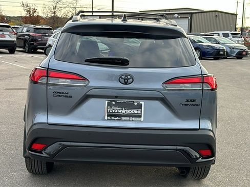 New 2026 Toyota Corolla Cross XSE image 7