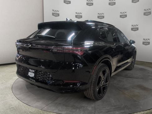 Used 2024 Chevrolet Equinox EV RS AWD/4WD image 5