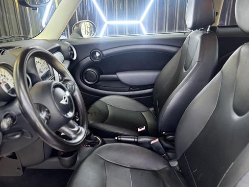Used 2011 MINI Cooper Hardtop FWD image 21