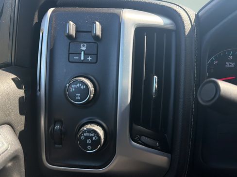 Used 2018 GMC Sierra 1500 SLT w/ SLT Premium Package AWD/4WD image 19