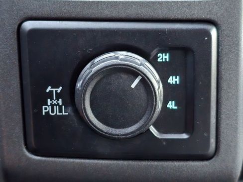 Used 2022 Ford F250 XL w/ Power Equipment Group image 12