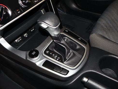 Used 2022 Kia Seltos LX image 30