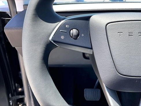 Used 2026 Tesla Model Y 2WD image 20