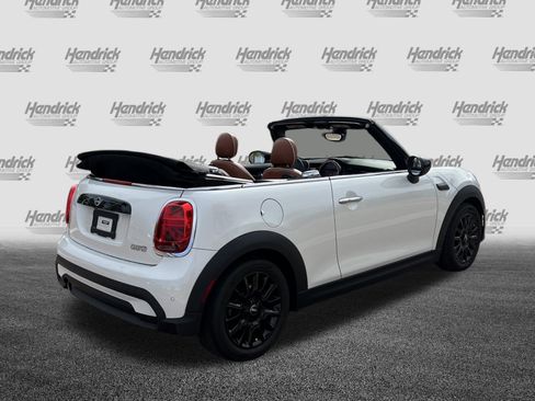 Used 2024 MINI Cooper Convertible w/ Signature Upholstery Package image 10