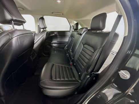 Certified 2023 Ford Edge SEL w/ Convenience Package AWD/4WD image 5