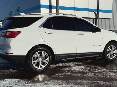 Certified 2018 Chevrolet Equinox Premier image 2