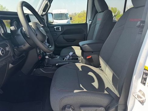 New 2026 Jeep Wrangler Unlimited Rubicon AWD/4WD image 21