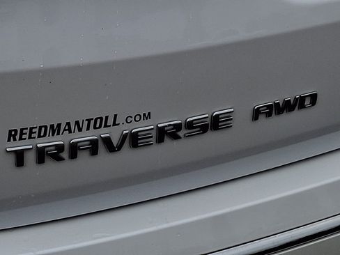 Used 2023 Chevrolet Traverse Premier AWD/4WD image 36