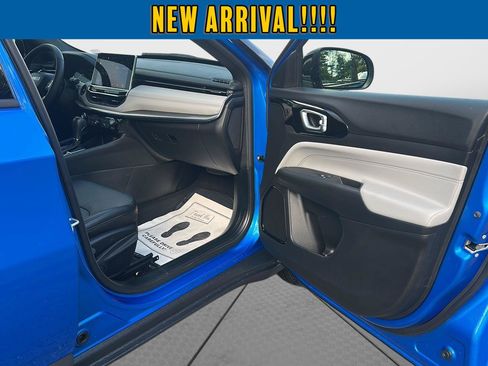 Used 2023 Jeep Compass Limited AWD/4WD image 36