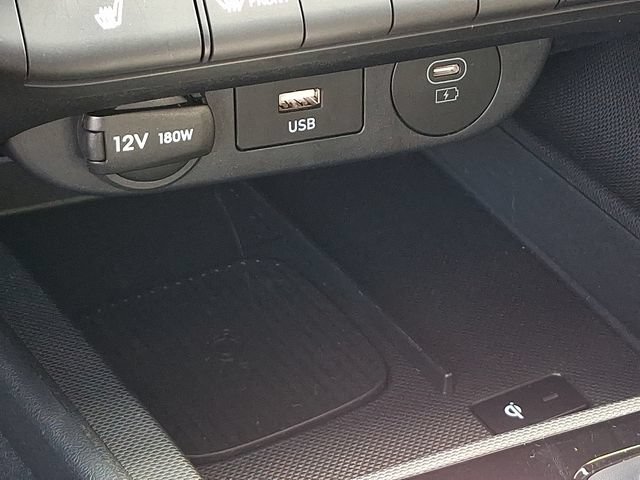 Certified 2025 Hyundai Elantra SEL FWD image 25