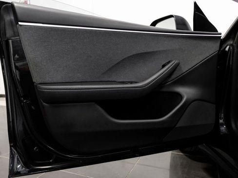 Used 2025 Tesla Model 3 Long Range image 44