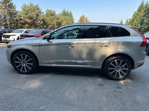 Used 2017 Volvo XC60 T6 Inscription w/ Preferred Option Package image 4