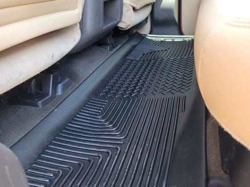 Used 2015 Ford F250 XLT w/ Snow Plow Prep Package image 16