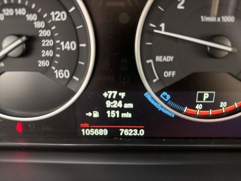 Used 2013 BMW 328i xDrive Sedan AWD/4WD image 31